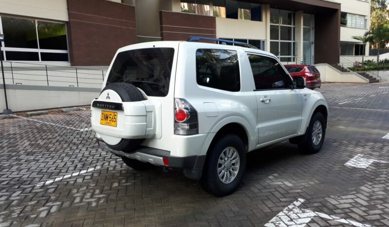 Mitsubishi Montero Hard Top lleno